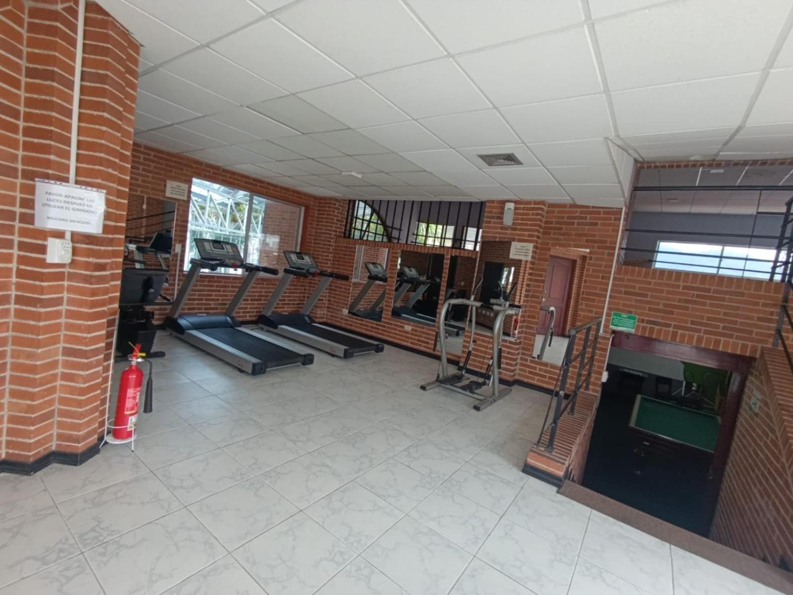 Casa Morales Hotel Internacional Y Centro De Convenciones Ibagué Exterior foto The gym at the University of the South Pacific